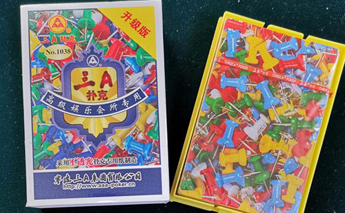 当雄扑克批发采购指南与产品质量识别要点解析